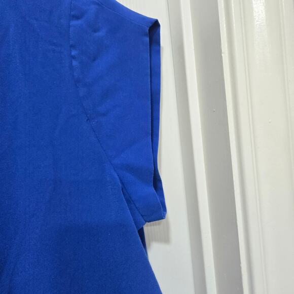 Chico’s Royal Blue Crepe Zip-Back Top Size 1 - Picture 7 of 8